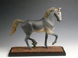27-	1010976	CHEVAL LOUVET	120R	LC	-	280 €